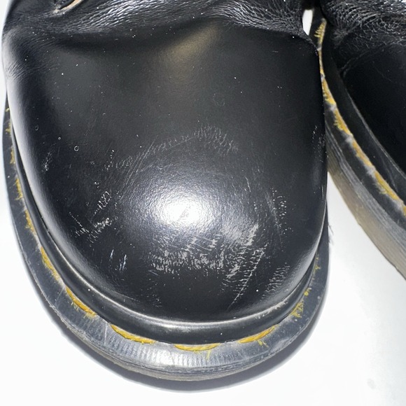 Dr. Doc Martens Mens US 9 Womens US 10 Oxford Smooth Leather Shoes Laces *Flaws* - Picture 15 of 16